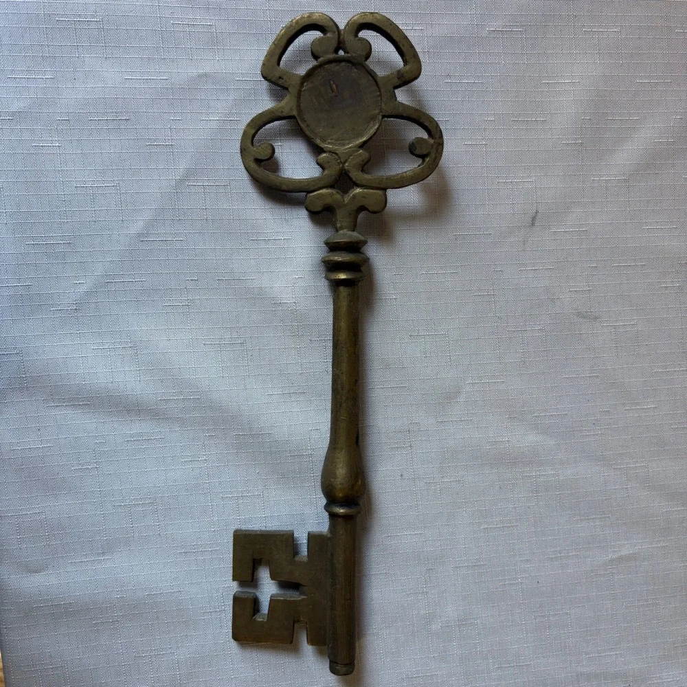 Vintage Large Brass Skeleton Key 10 Inch Ornate Decorative